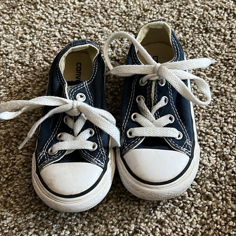 Toddler Converse Navy Blue Chuck Taylor All Star Classic Size 7